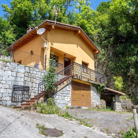 Casa En Campo De Caso Villa Ngoại thất bức ảnh